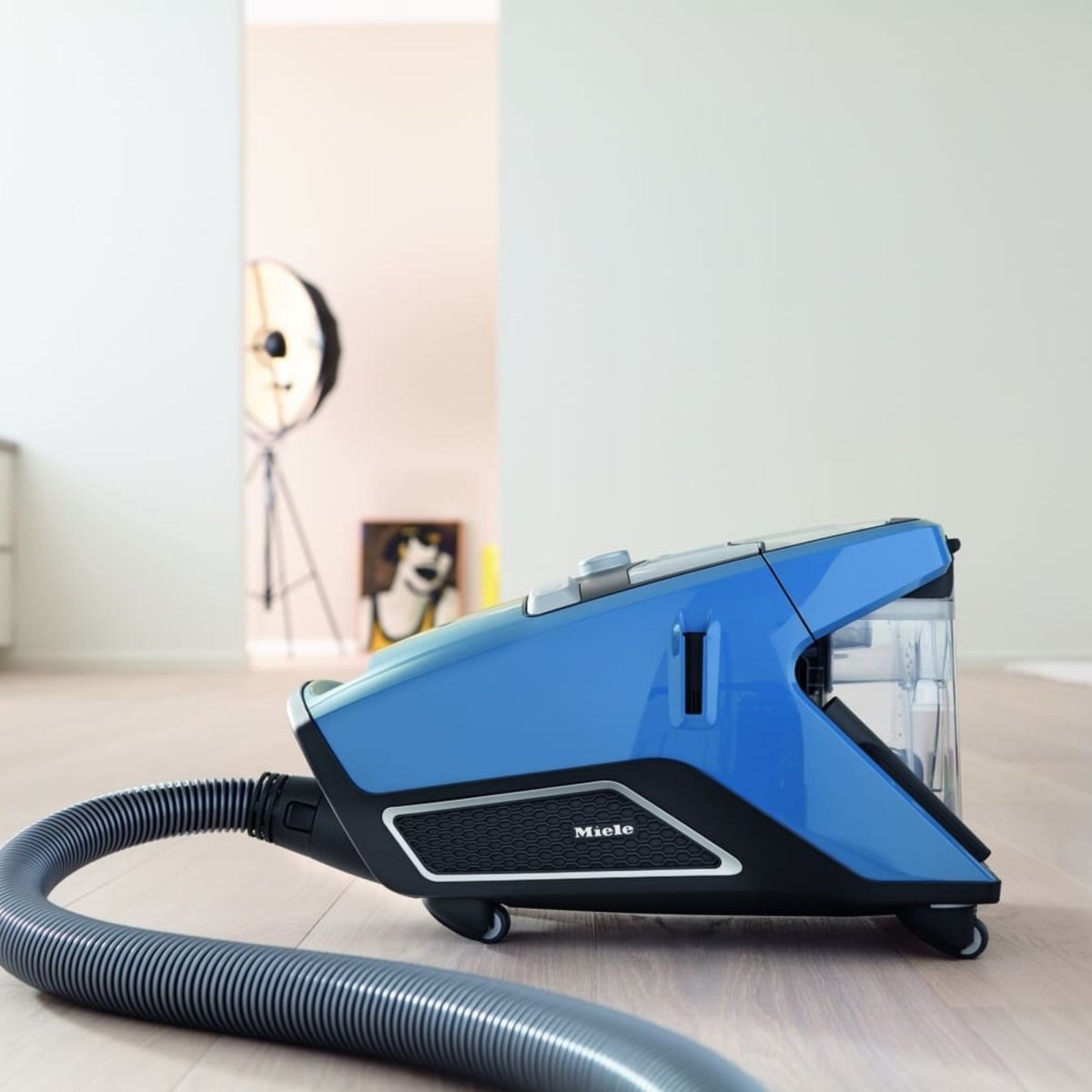 Miele Blizzard CX1 Turbo Team Bagless Vacuum Cleaner - US Vacuums - 10829400