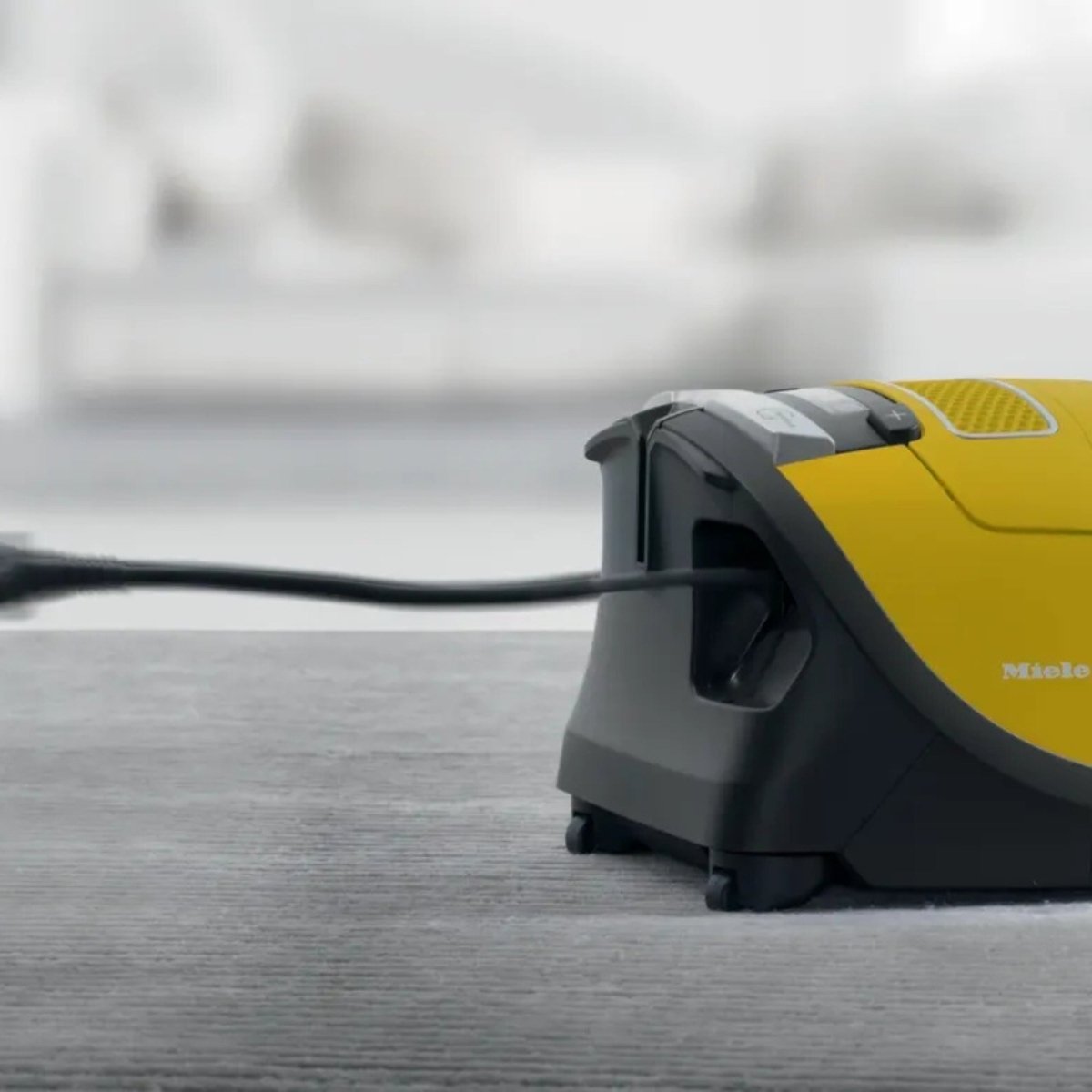 Miele Complete C3 Calima Vacuum Cleaner - US Vacuums - 10796510