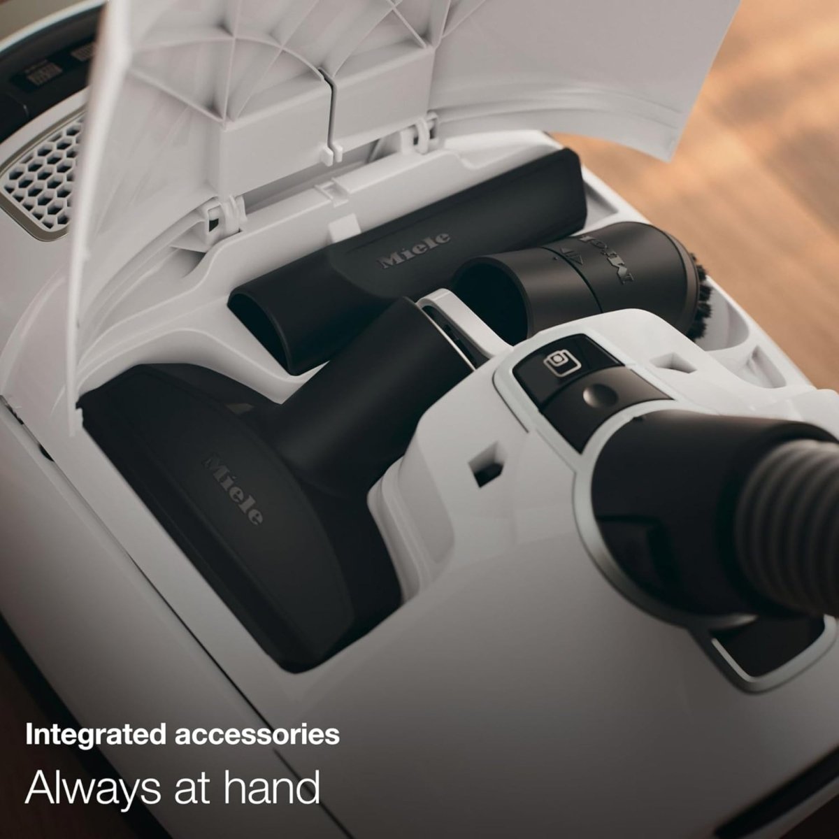 Miele Complete C3 Cat & Dog Vacuum Cleaner - US Vacuums - 10014520