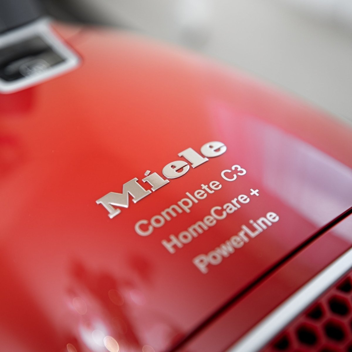 Miele Complete C3 HomeCare+ Vacuum Cleaner - US Vacuums - 10014750