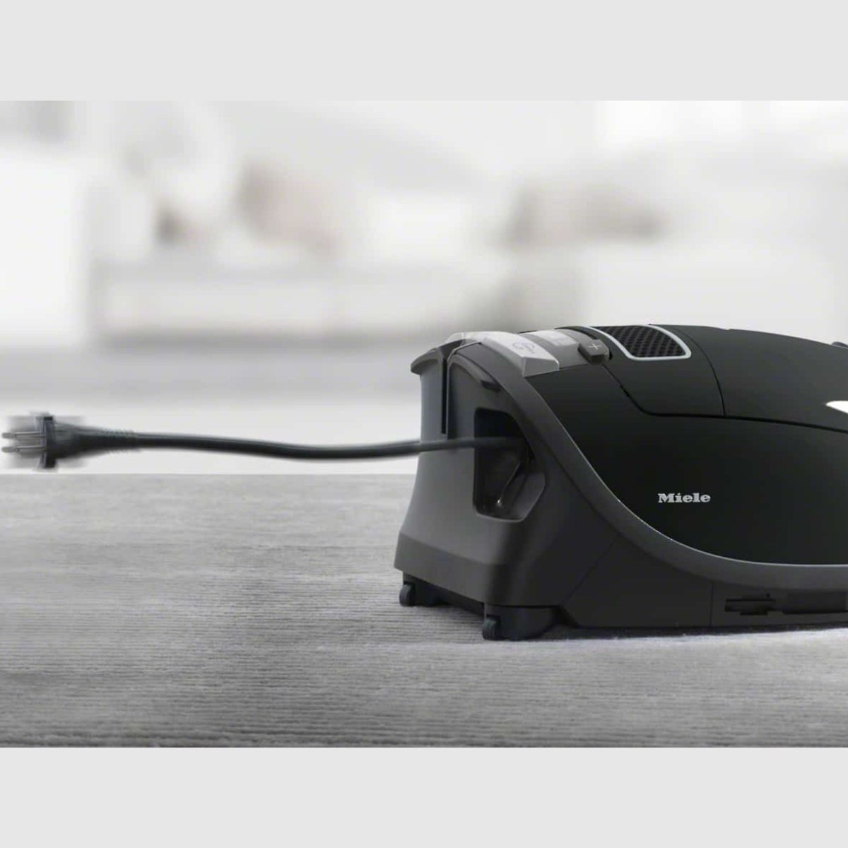 Miele Complete C3 Kona Vacuum Cleaner - US Vacuums - 10014580