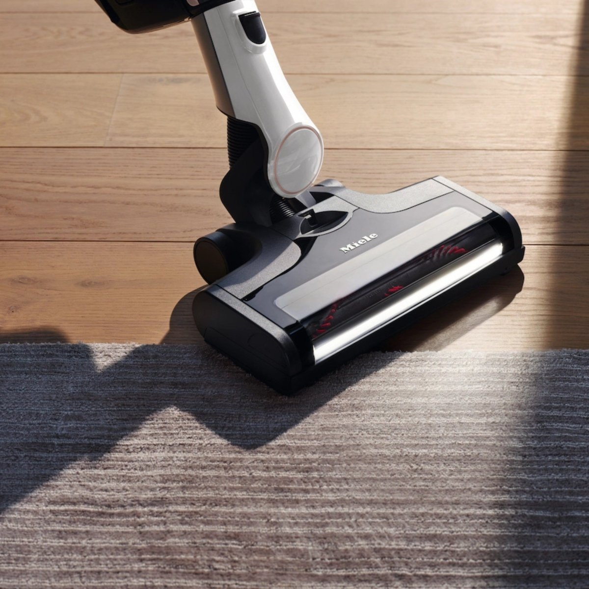 Miele Triflex HX2 Flash Lotus White Cordless Stick Vacuum Cleaner - US Vacuums - 12206780