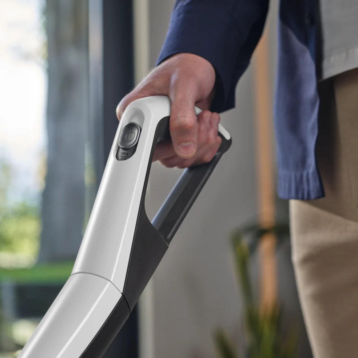 Miele Triflex HX2 Flash Lotus White Cordless Stick Vacuum Cleaner - US Vacuums - 12206780