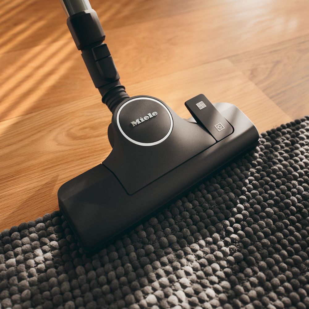 Miele Complete C3 Brilliant Powerline Vacuum Cleaner