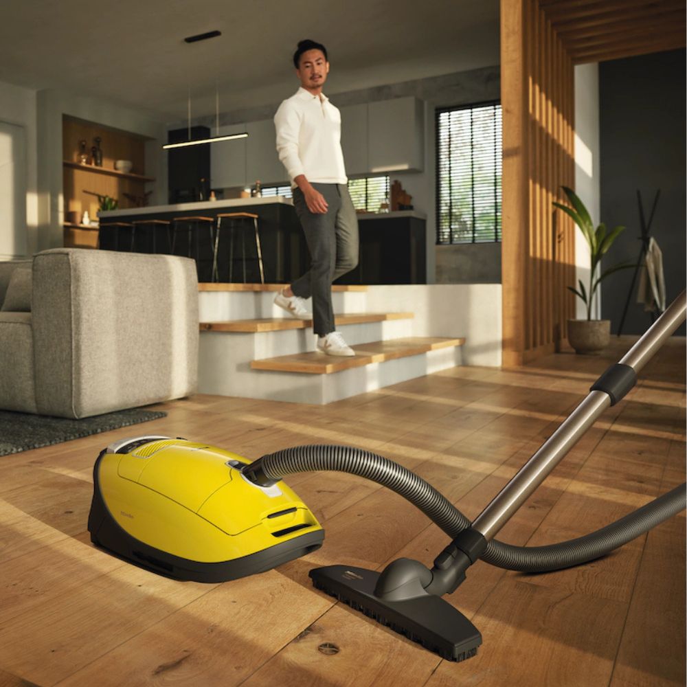 Miele Complete C3 Calima Vacuum Cleaner