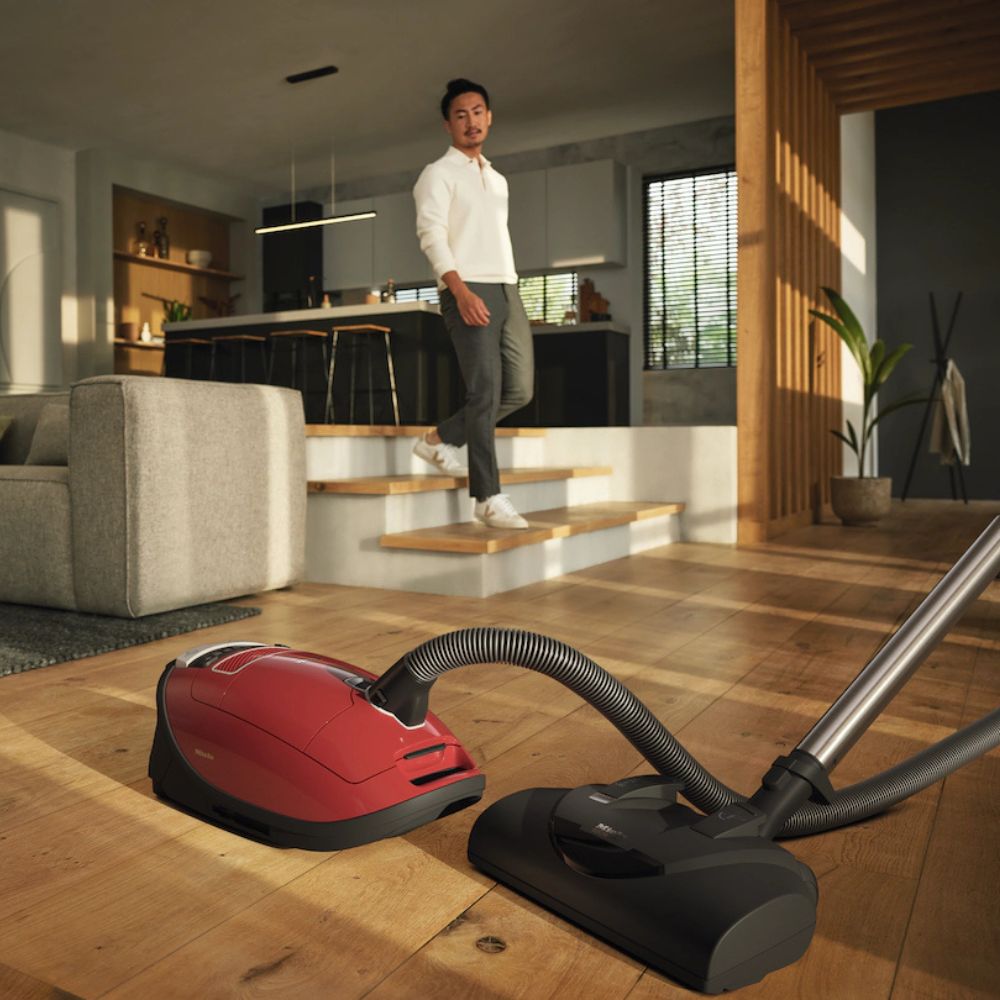 Miele Complete C3 HC Electro SEB228 Vacuum Cleaner