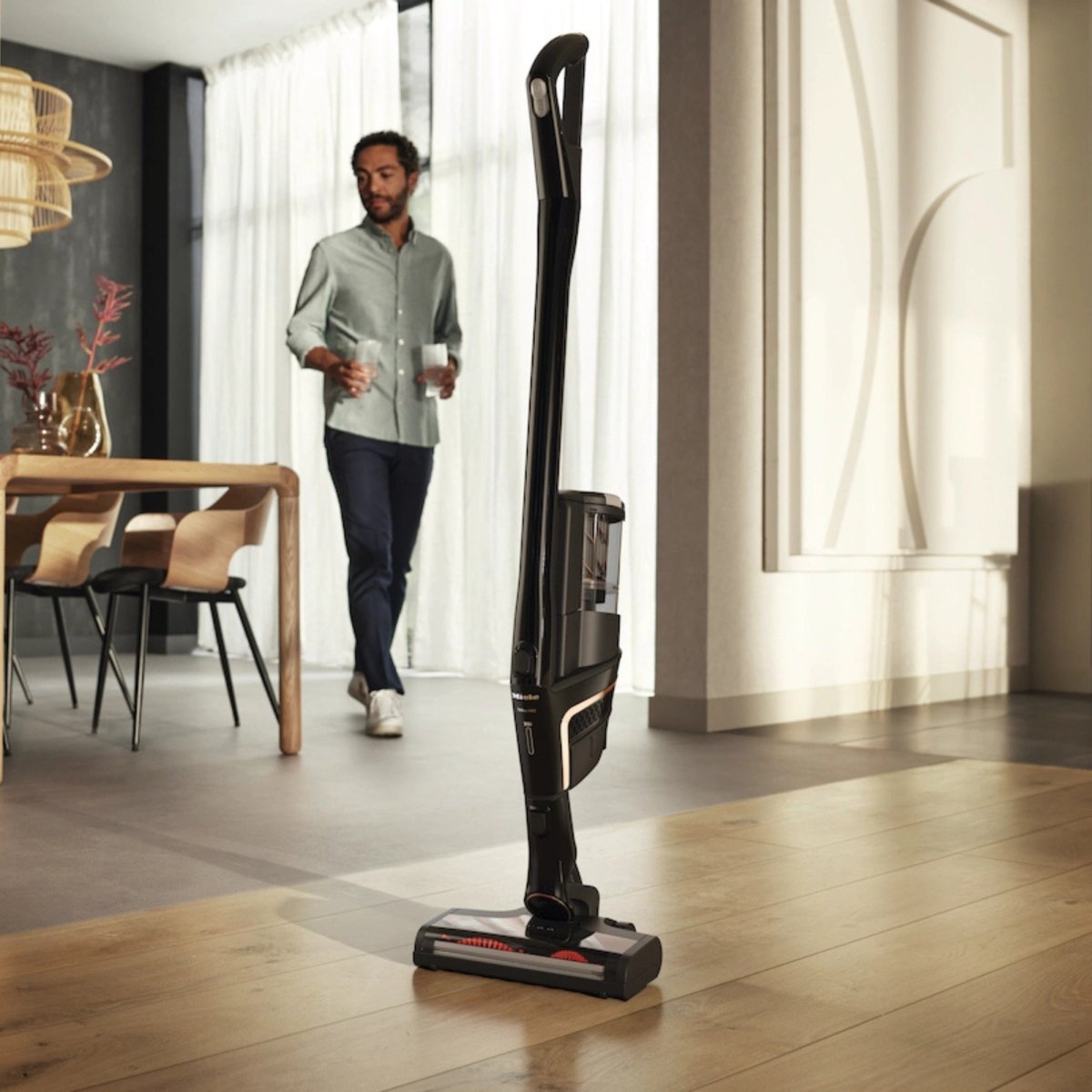 Buy Miele Triflex HX2 Cat & Dog | Cordless Stick Vacuum Obsidian