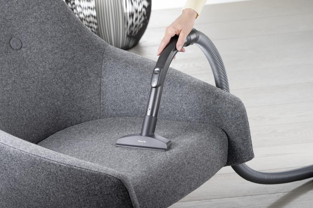 Miele Wide Upholstery Tool Accessory SPD 20 - US Vacuums - 11483910